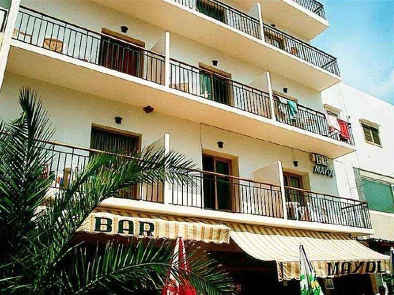 Hostal Mayol Санта-Еулалія-дель-Ріо Екстер'єр фото